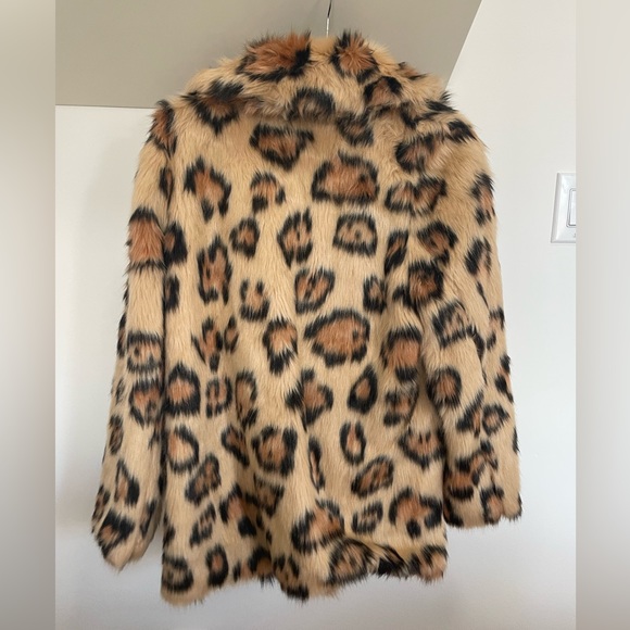 Glamorous Cheetah / Leopard Faux Fur Coat - NWT! - Picture 6 of 8